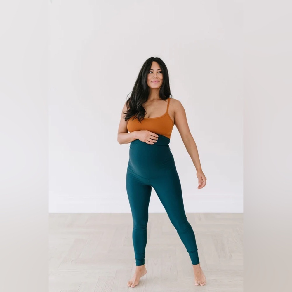 BaoBei- Sculpt & Support Maternity Green Leggings Size M